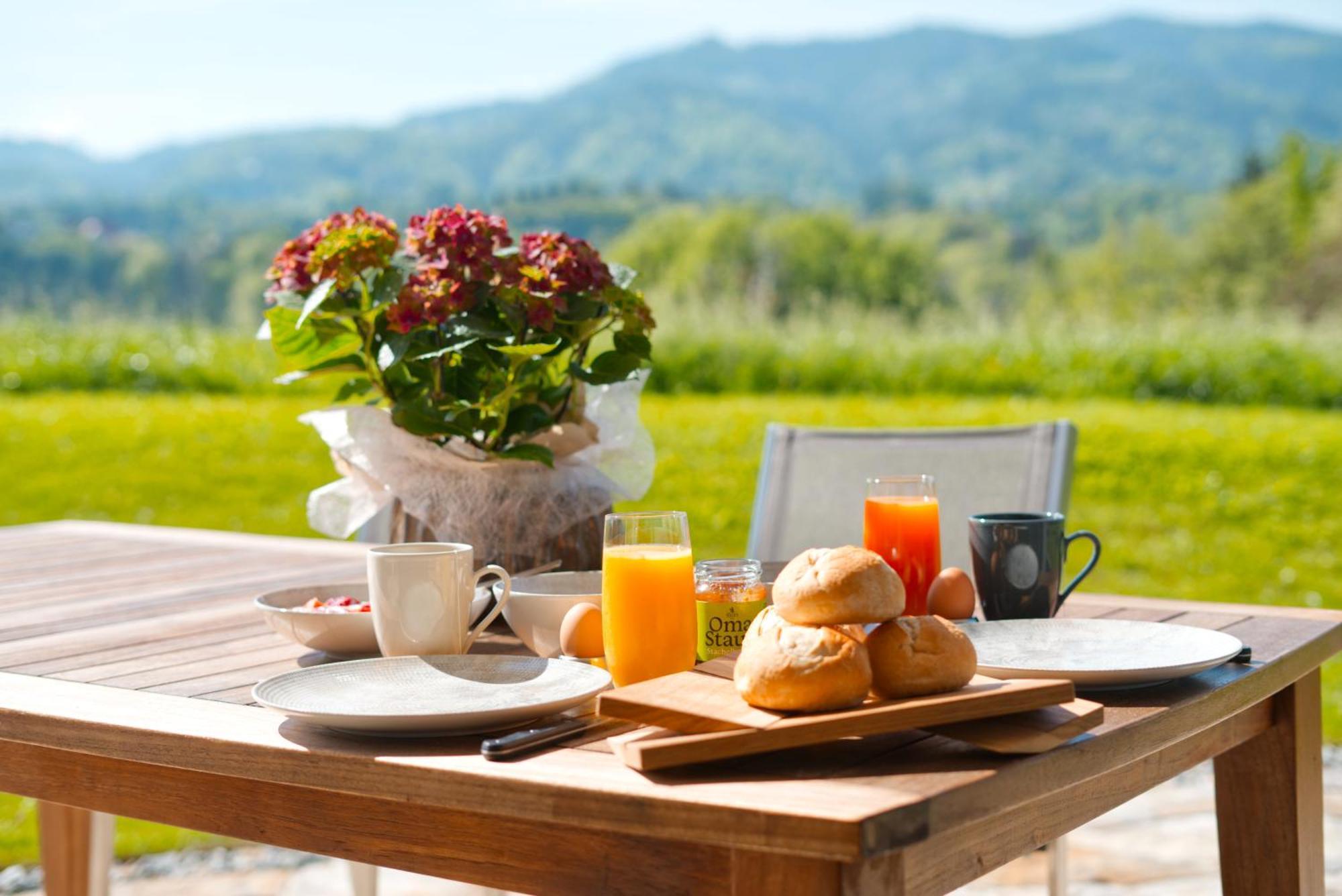 Traumhaftes Ferienhaus am Lateinberg - 8455 Eibiswald Südsteiermark Villa Bagian luar foto