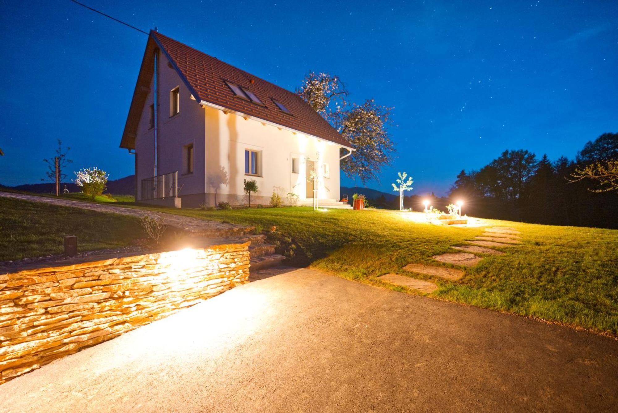 Traumhaftes Ferienhaus am Lateinberg - 8455 Eibiswald Südsteiermark Villa Bagian luar foto